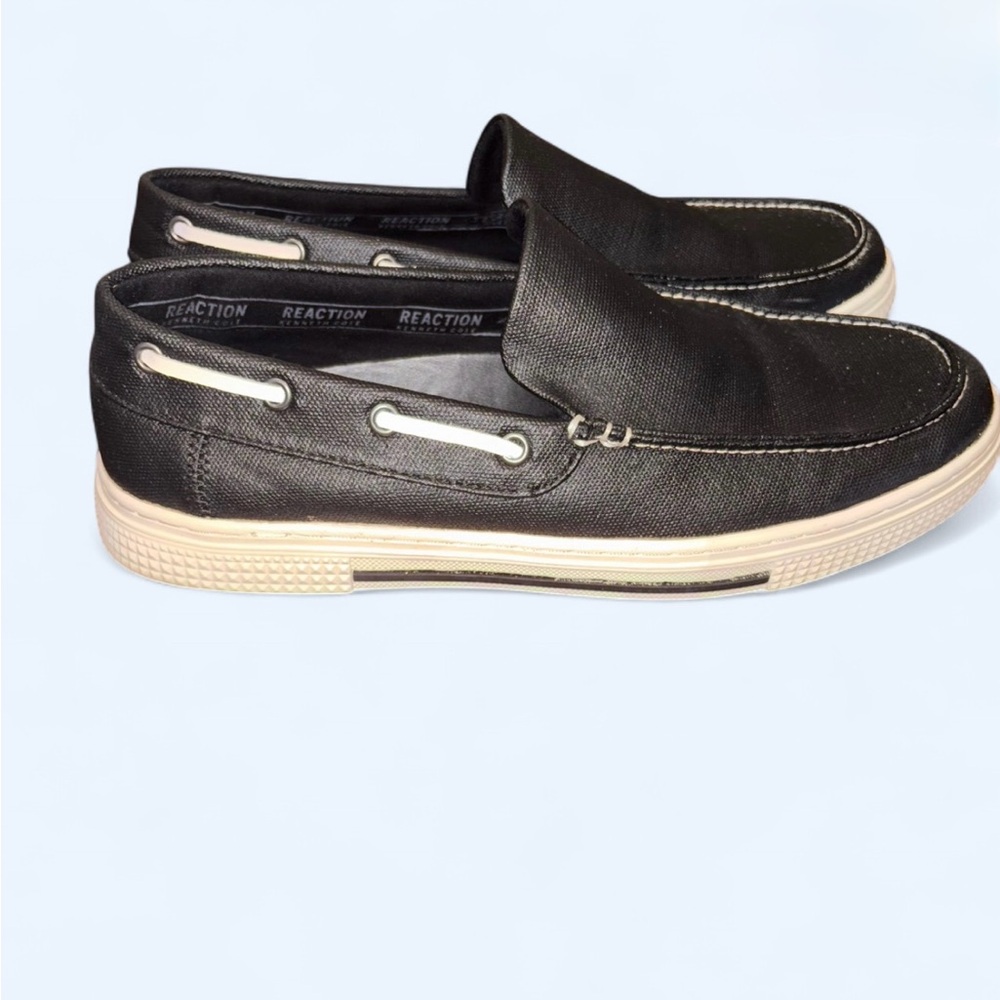 Kenneth Cole Reaction Men's Black Slip-On Shoes- size 8